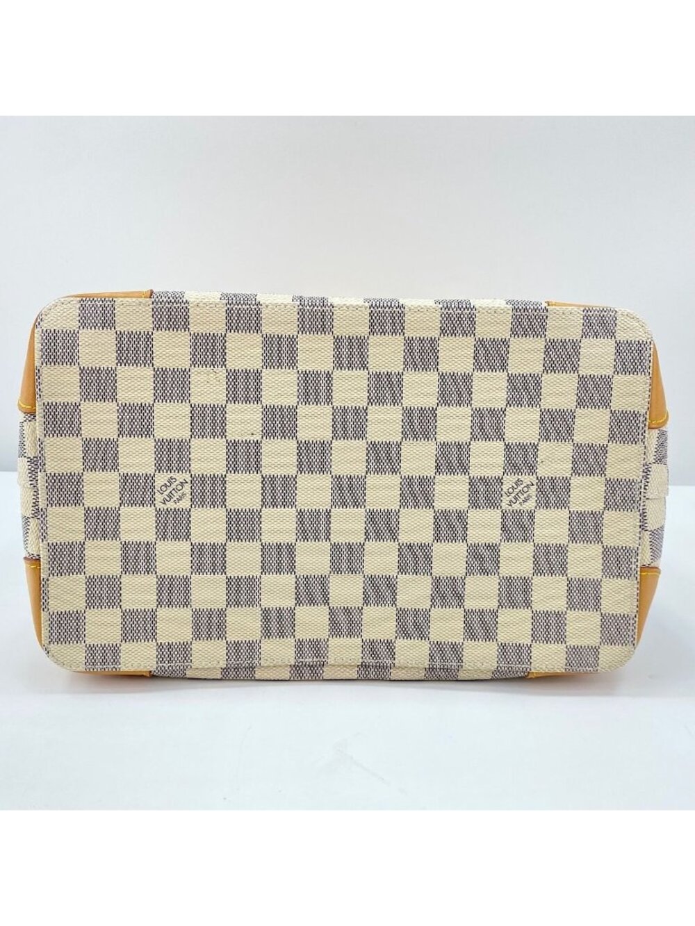 Louis Vuitton Tote Hampstead PM - Picture 7 of 10